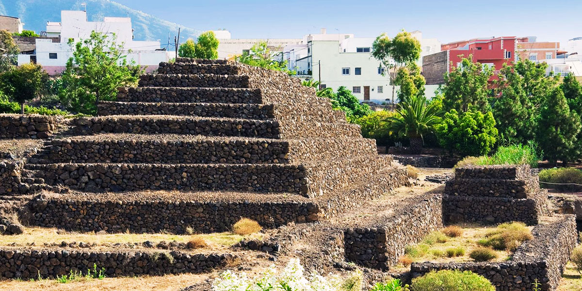 Tenerife Güímar Piramides